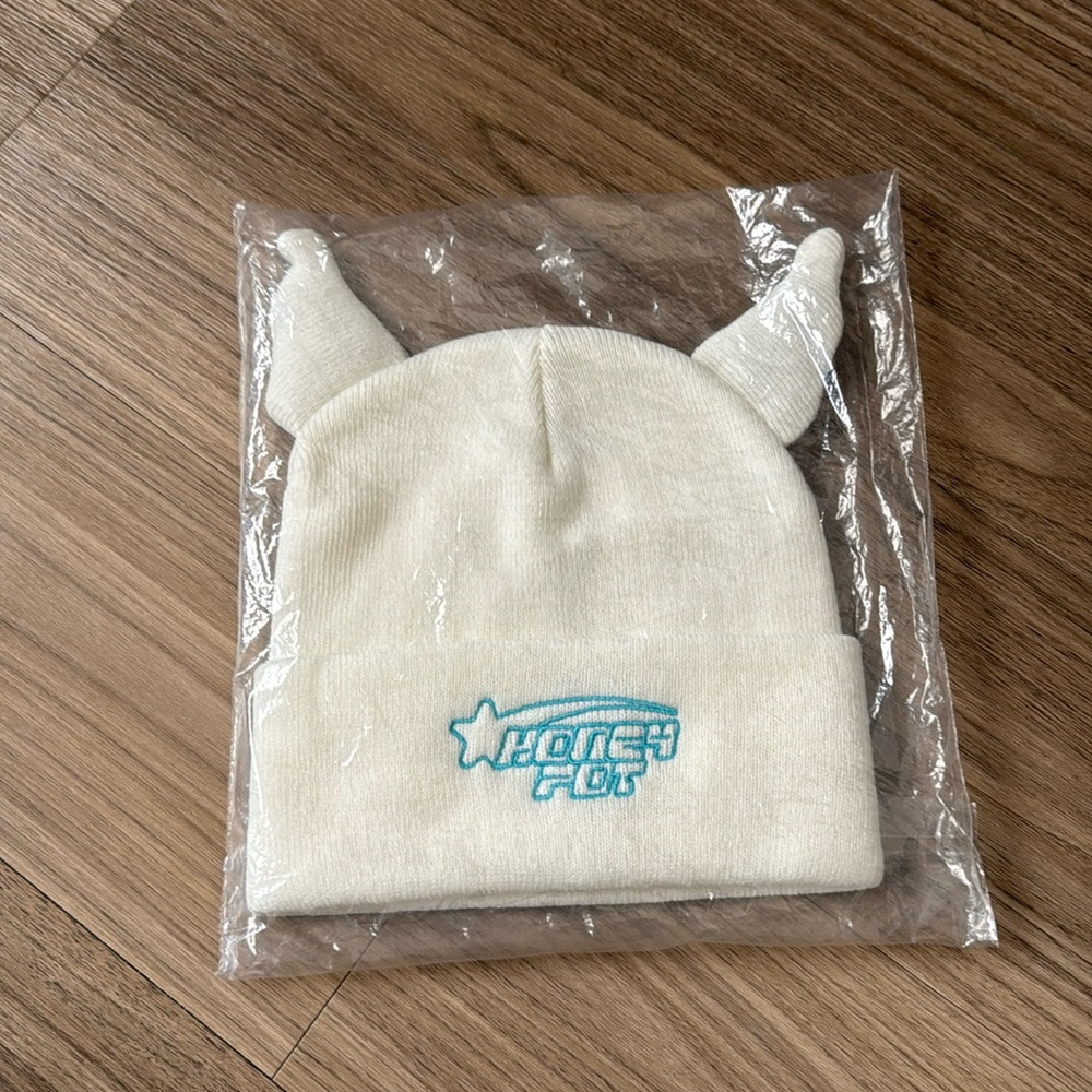 Honeypot Angel Beanie
